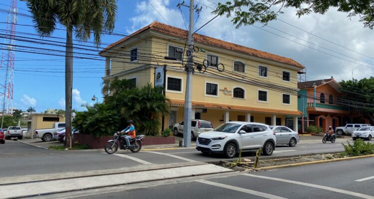 Commercial-spaces-for-rent-luis-ginebra-puerto-plata