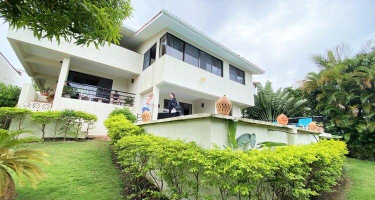 stunning-triplex-Villa-for-sale-costambar-puerto-plata