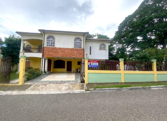 Elegant Ocean-View Villa with Spacious Outdoor Living in Torre Alta 3-bedroom