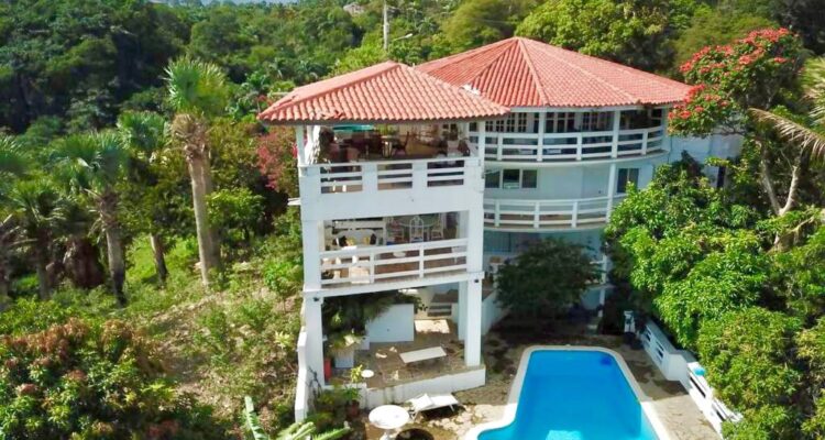 Spectacular Ocean-View Villa in Cofresi