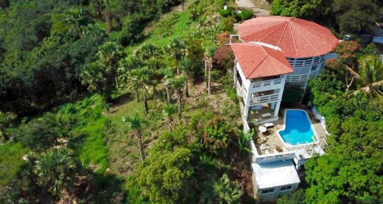 Spectacular Ocean-View Villa in Cofresi