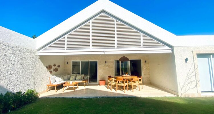 Luxury 2-Bedroom Beachside Villa at Green One Playa Dorada for Rent