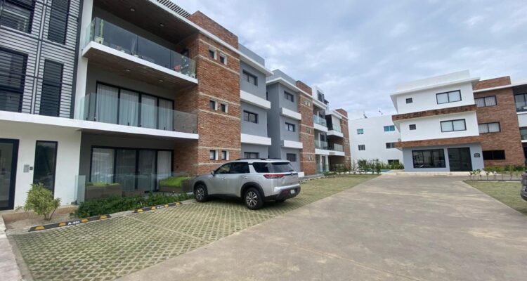 Brand-New 3-Bedroom Apartment for Sale in Building 42 Plantation Puerto Plata - Pool, Gym & Elevator