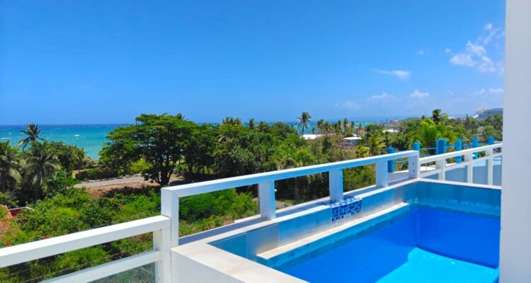 Ocean-View Furnished 1-Bedroom Apartment with Rooftop Pool – Costambar