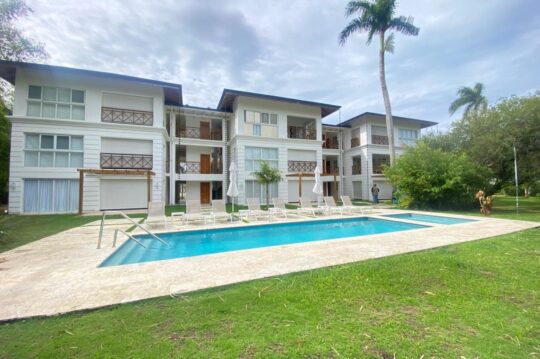 Fully Furnished 2-Bedroom Condo for Rent in Riviera Golf, Playa Dorada