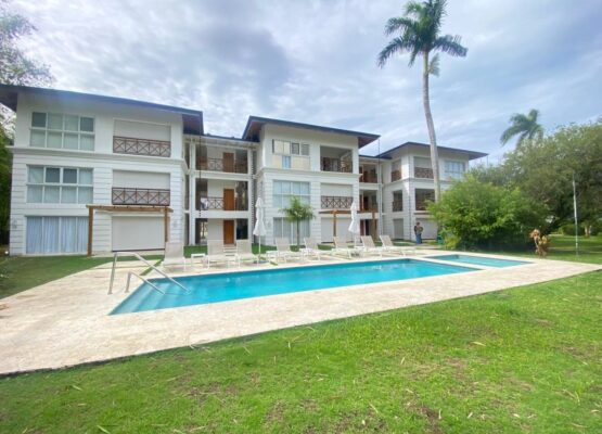 Fully Furnished 2-Bedroom Condo for Rent in Riviera Golf, Playa Dorada